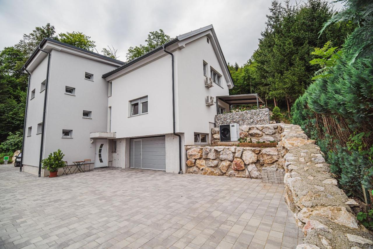 Apartments Rozalija Preddvor Exterior photo