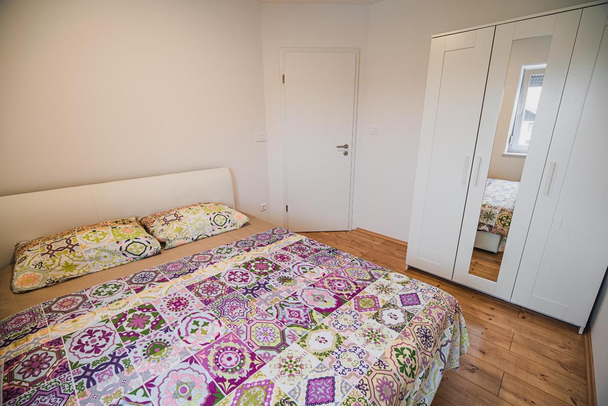 Apartments Rozalija Preddvor Room photo