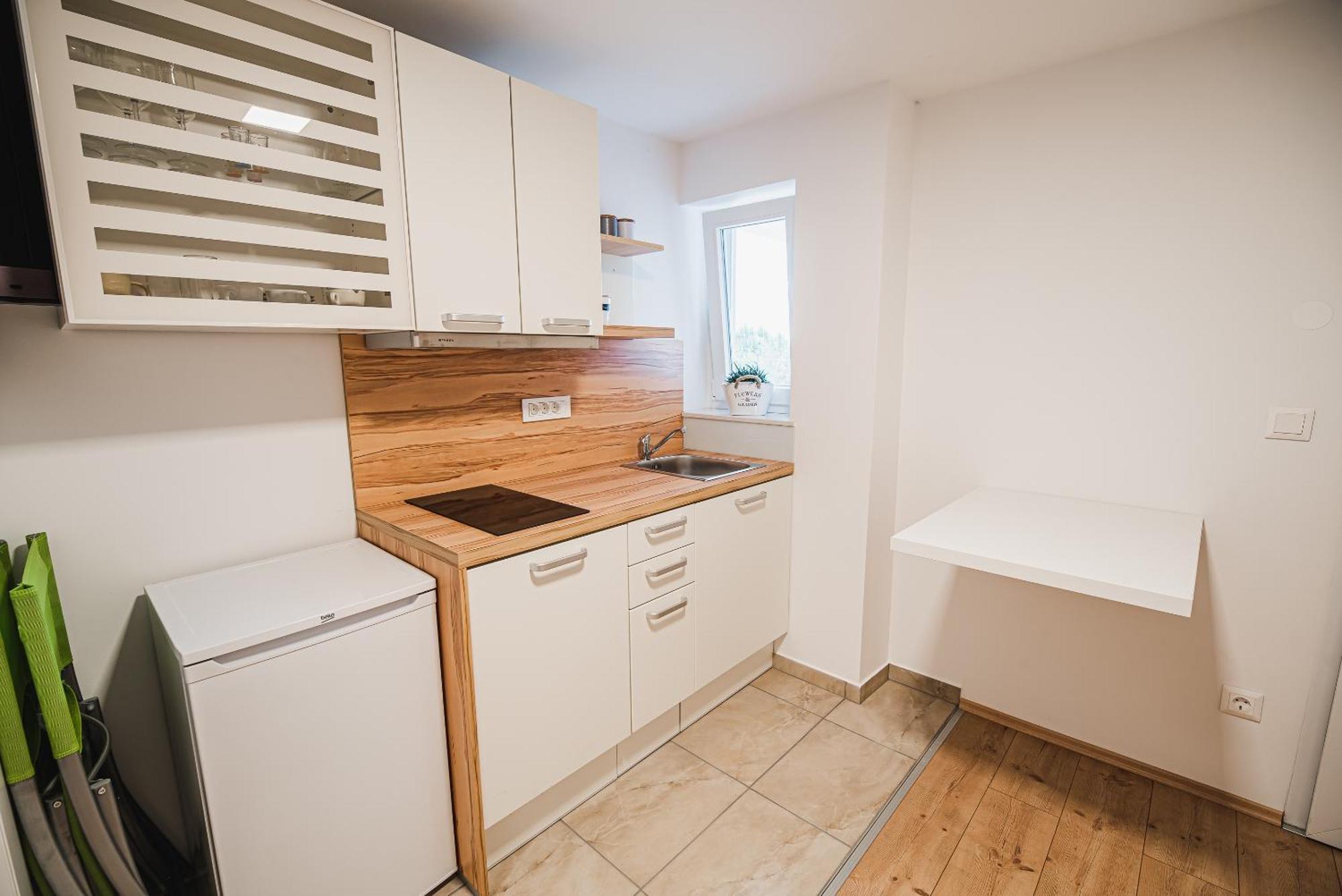 Apartments Rozalija Preddvor Room photo